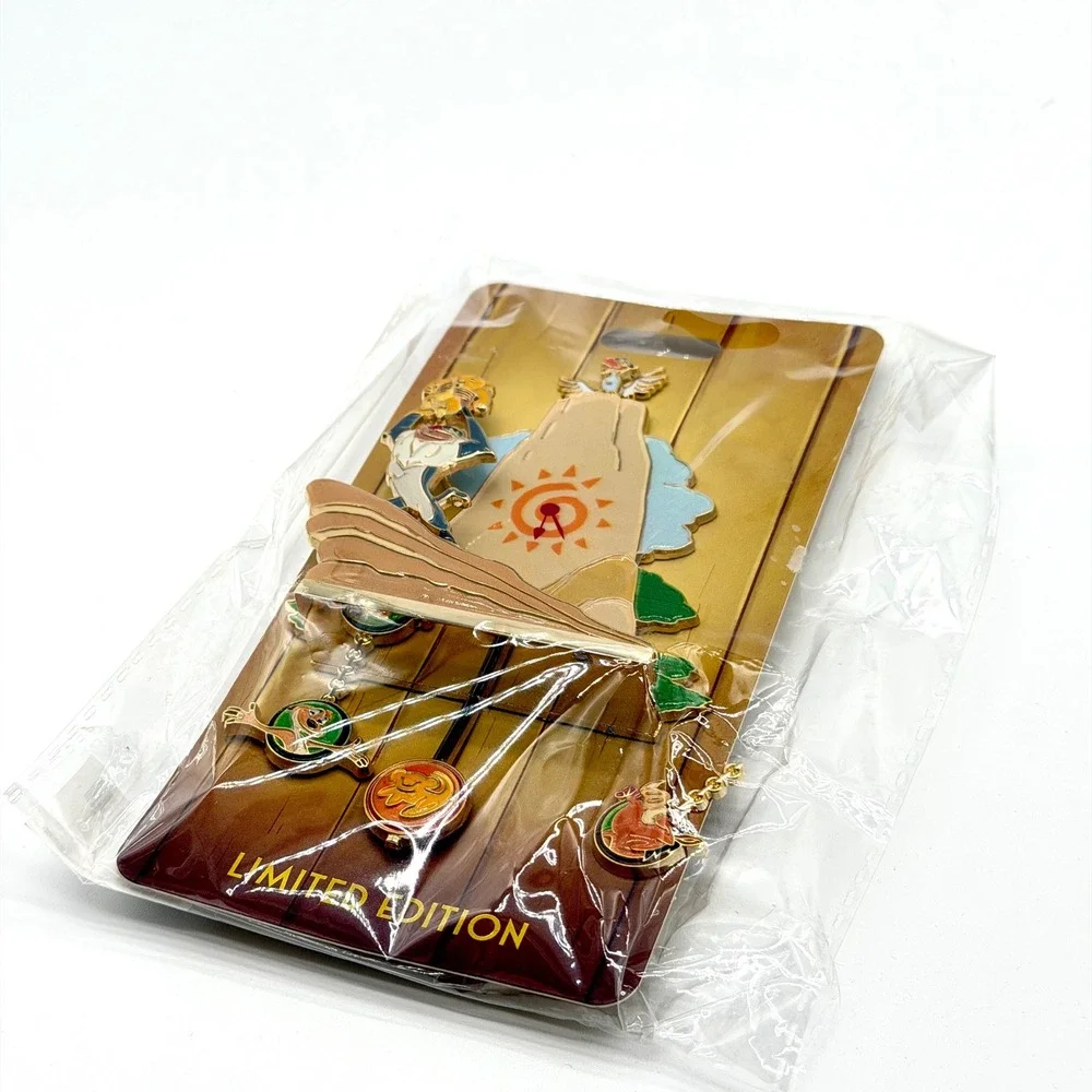 Disney D23 Lion King Cuckoo Clock Limited Edition Pin *Broken Piece*
